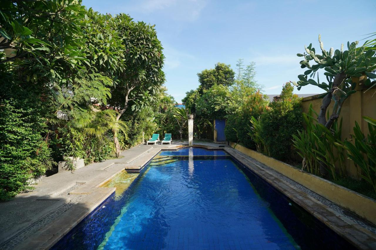 Oyo 2122 Puri Hotel 2*