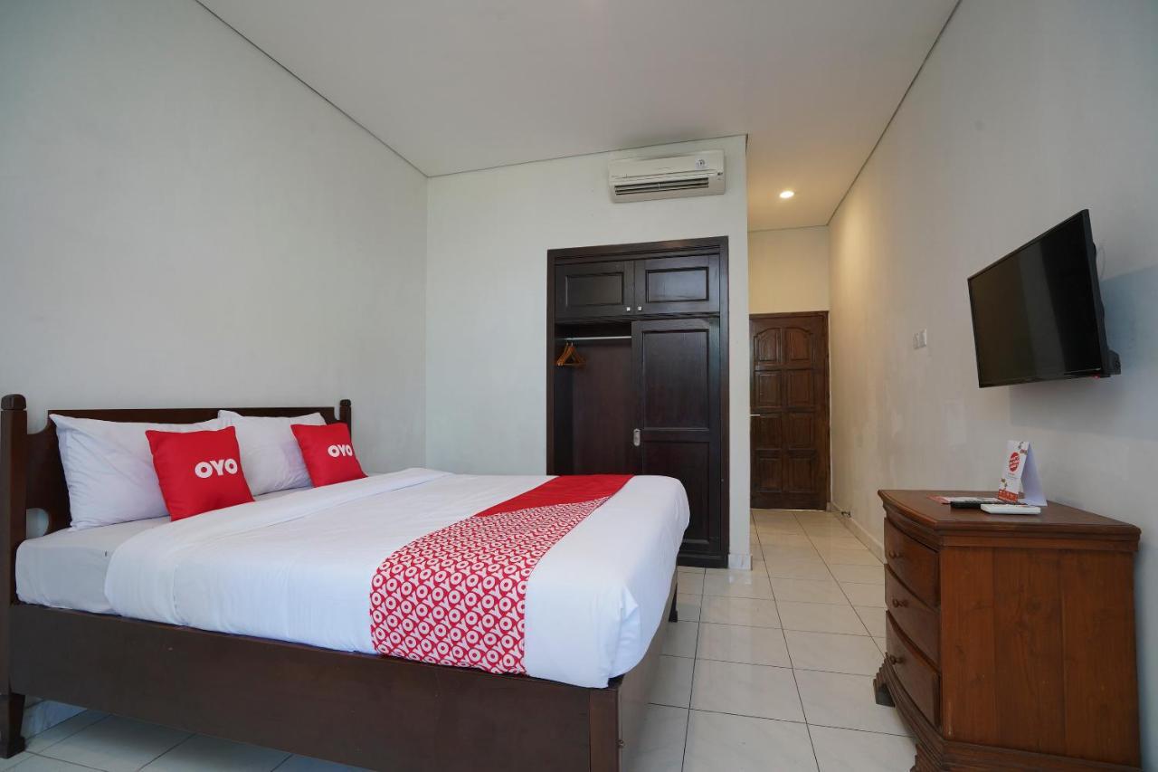 Oyo 2122 Puri Hotel