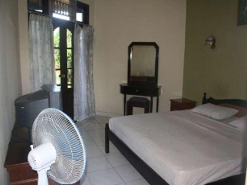 Hotel Oyo 2122 Puri 2*